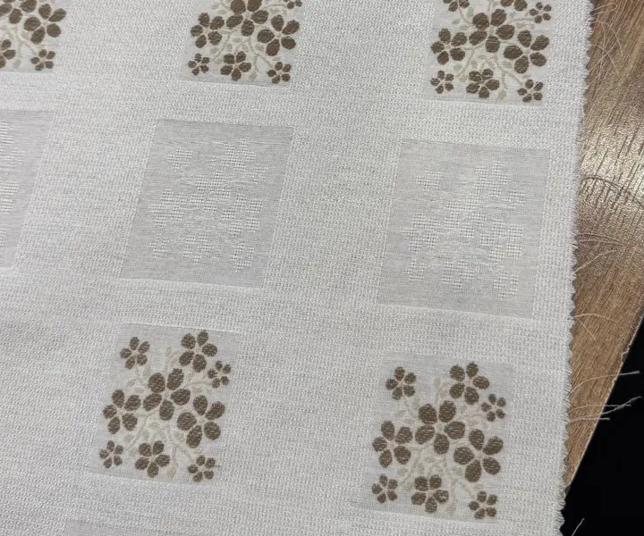 Pamuklu Jakar fotoğraflanmış kumaş görünümü, 2 görselden 2
